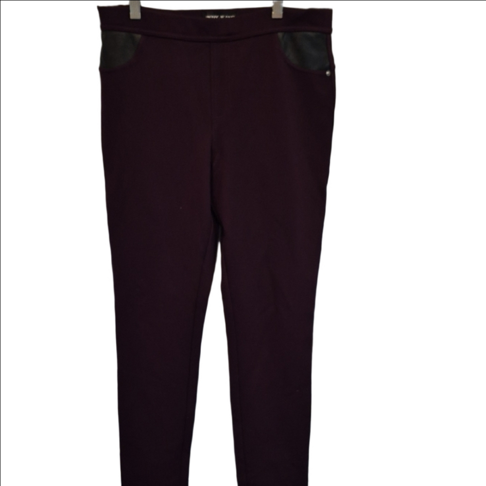 DKNY Jeans Deep Purple Strech Jeans with Black Stitching